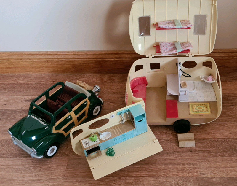 sylvanian car and caravan set